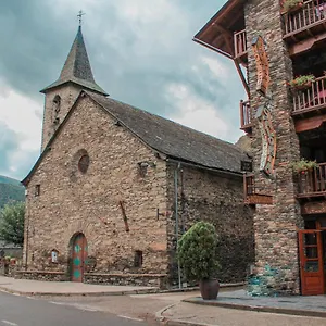 Saloria Hotel